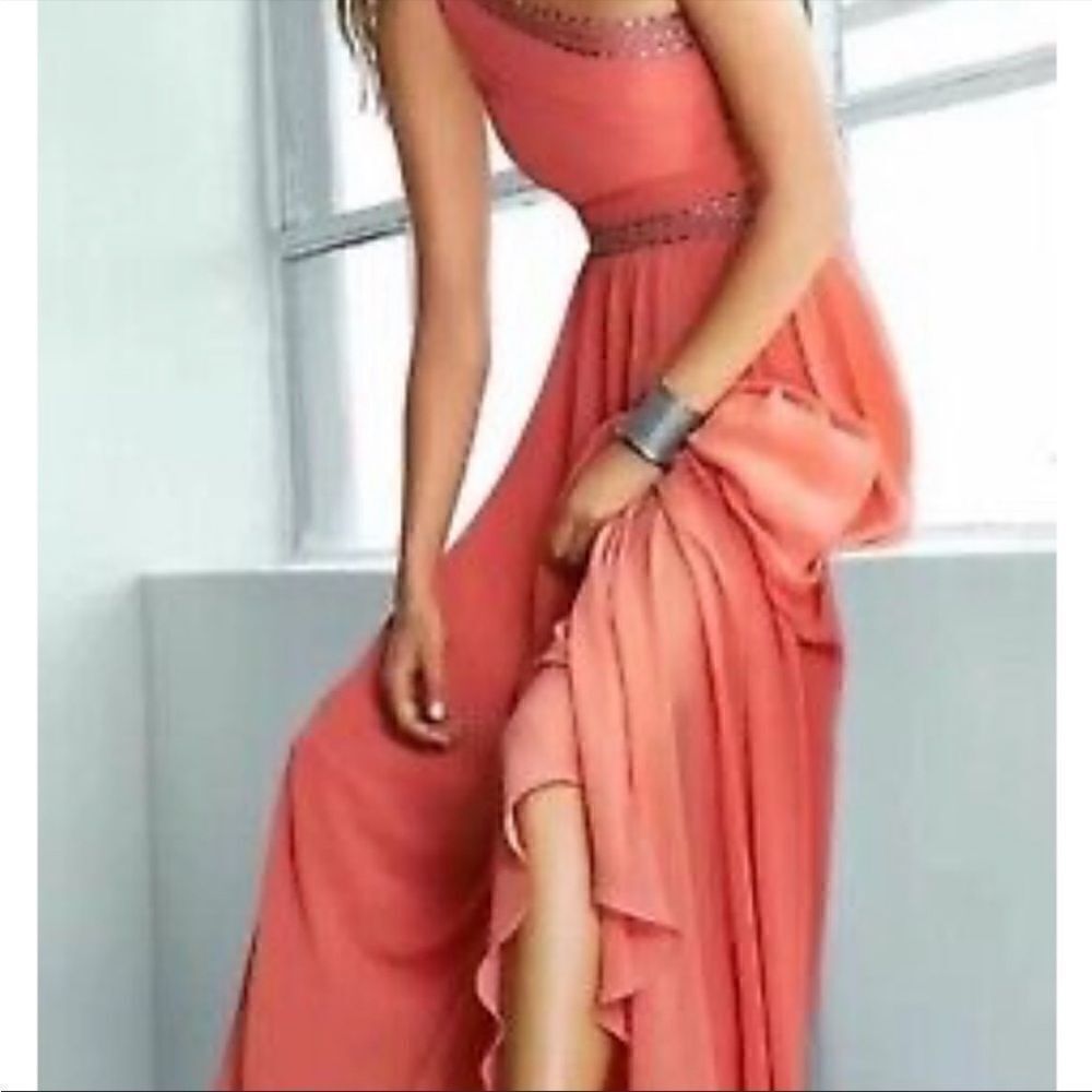 Bcbgmaxazria Daniele Coralone Shoulder Embellished Gown